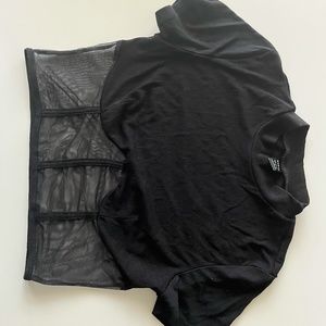Mesh bottom t-shirt